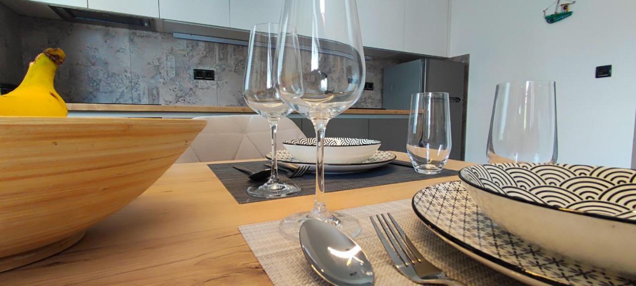 Apartment Denis Krk Town Bagian luar foto