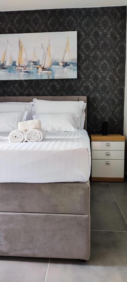 Apartment Denis Krk Town Bagian luar foto